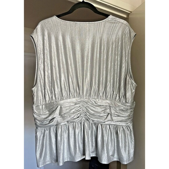 New York & Co Women's 2XL Silver Metallic Accent Sleeveless Pleated Top - Picture 7 of 14